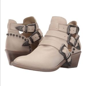 Dolce Vita Spur Bootie